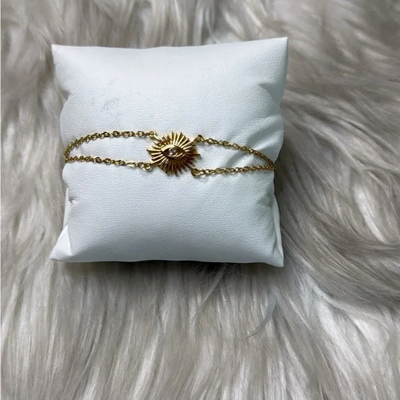 Gold Eye Charm Bracelet - Picture 3 of 4